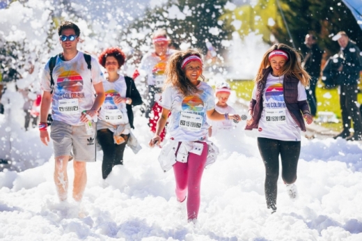 Se ÎNCHIDE circulația în centrul Clujului sâmbătă, cu ocazia cursei The Color Run 2021